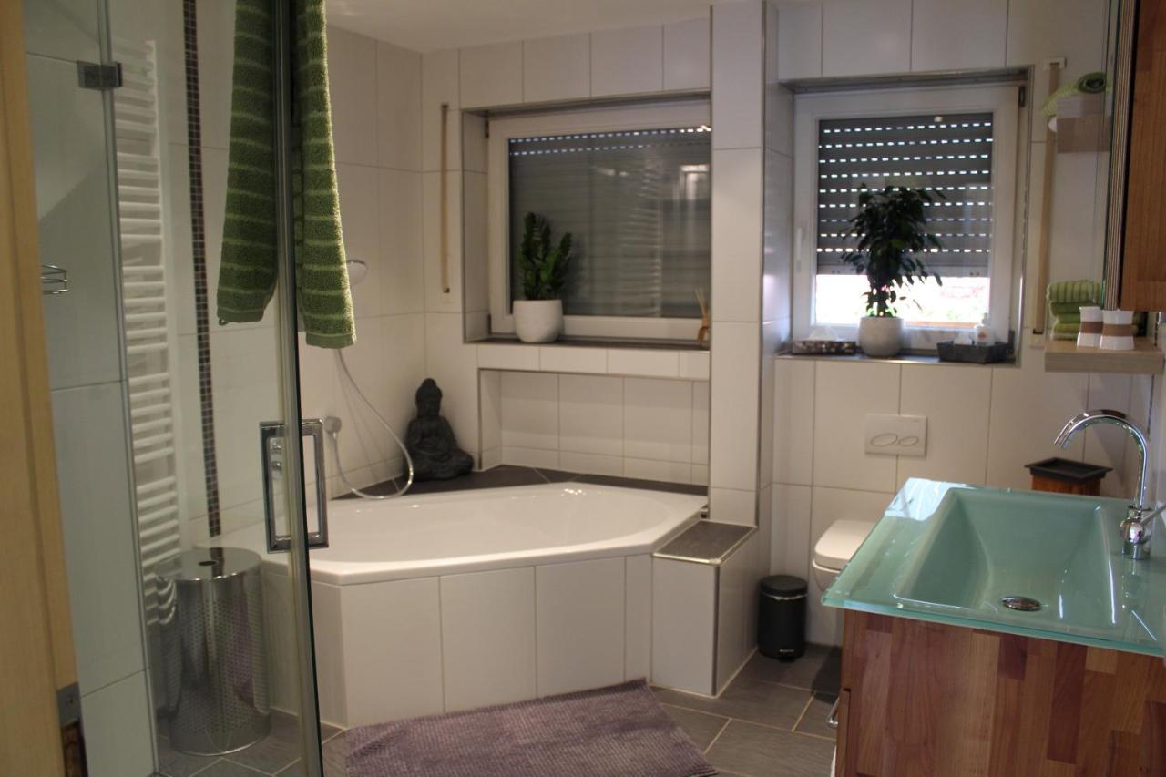 Ferienwohnung Forellenhof Oberschwarzach エクステリア 写真